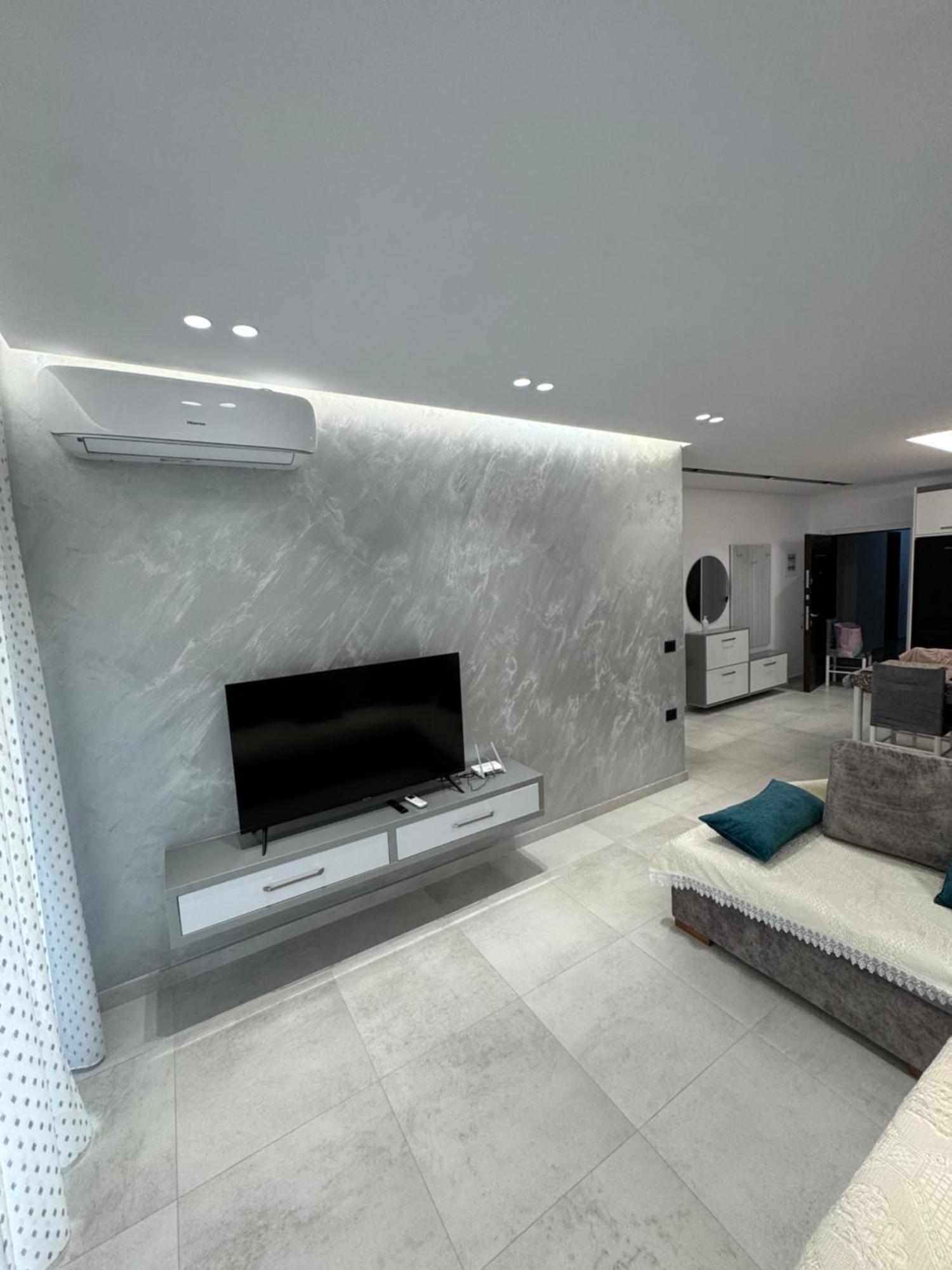 Alpha Lux Apartment Sarandë Eksteriør bilde