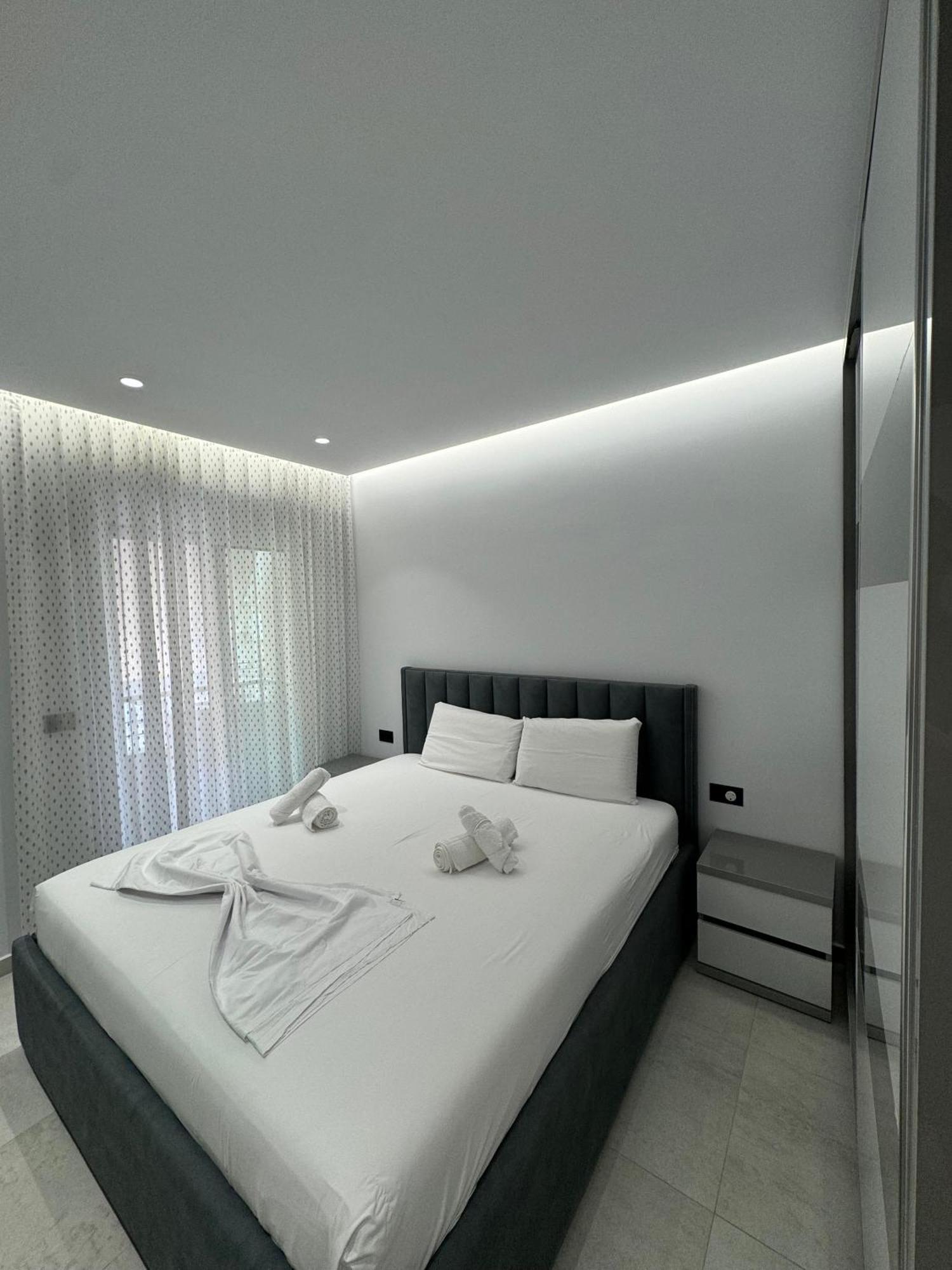Alpha Lux Apartment Sarandë Eksteriør bilde